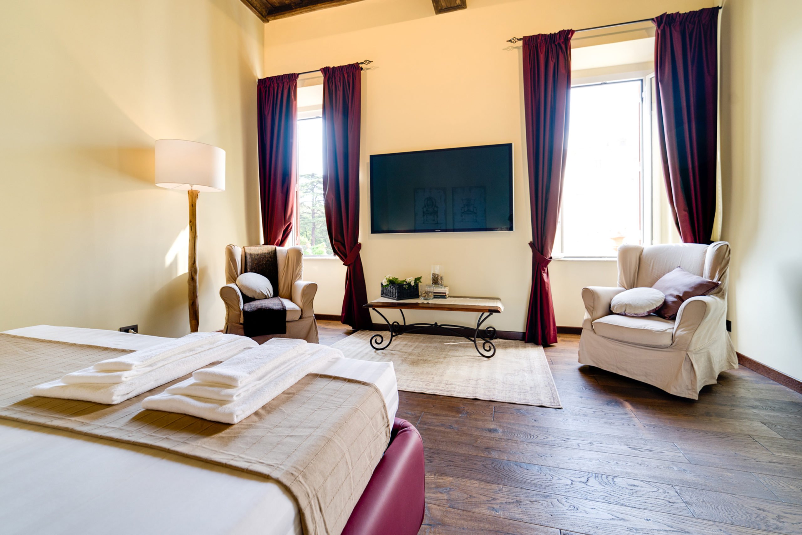 <b>Superior Deluxe Room Cristina</b>