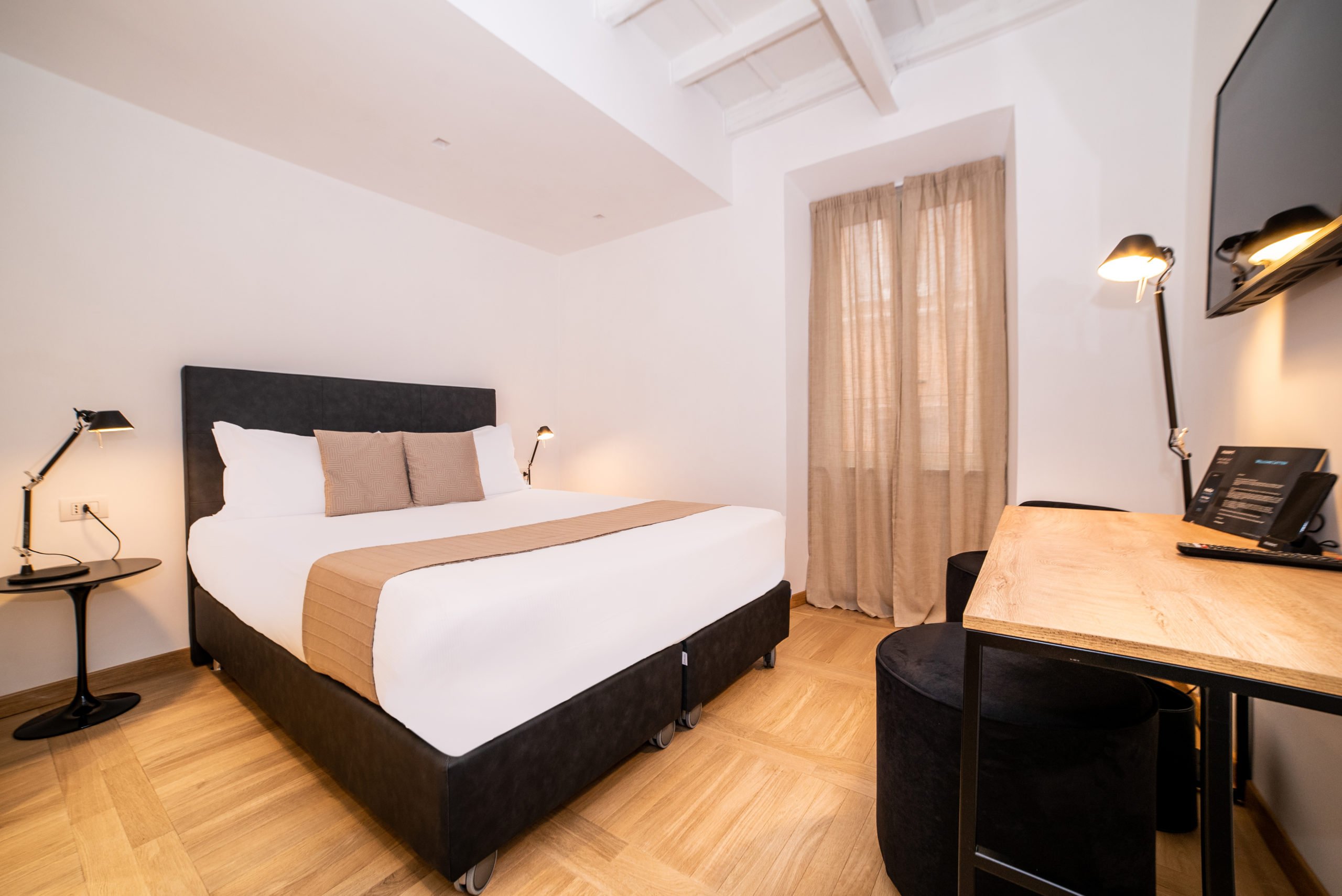 <b>Superior Double Room</b>