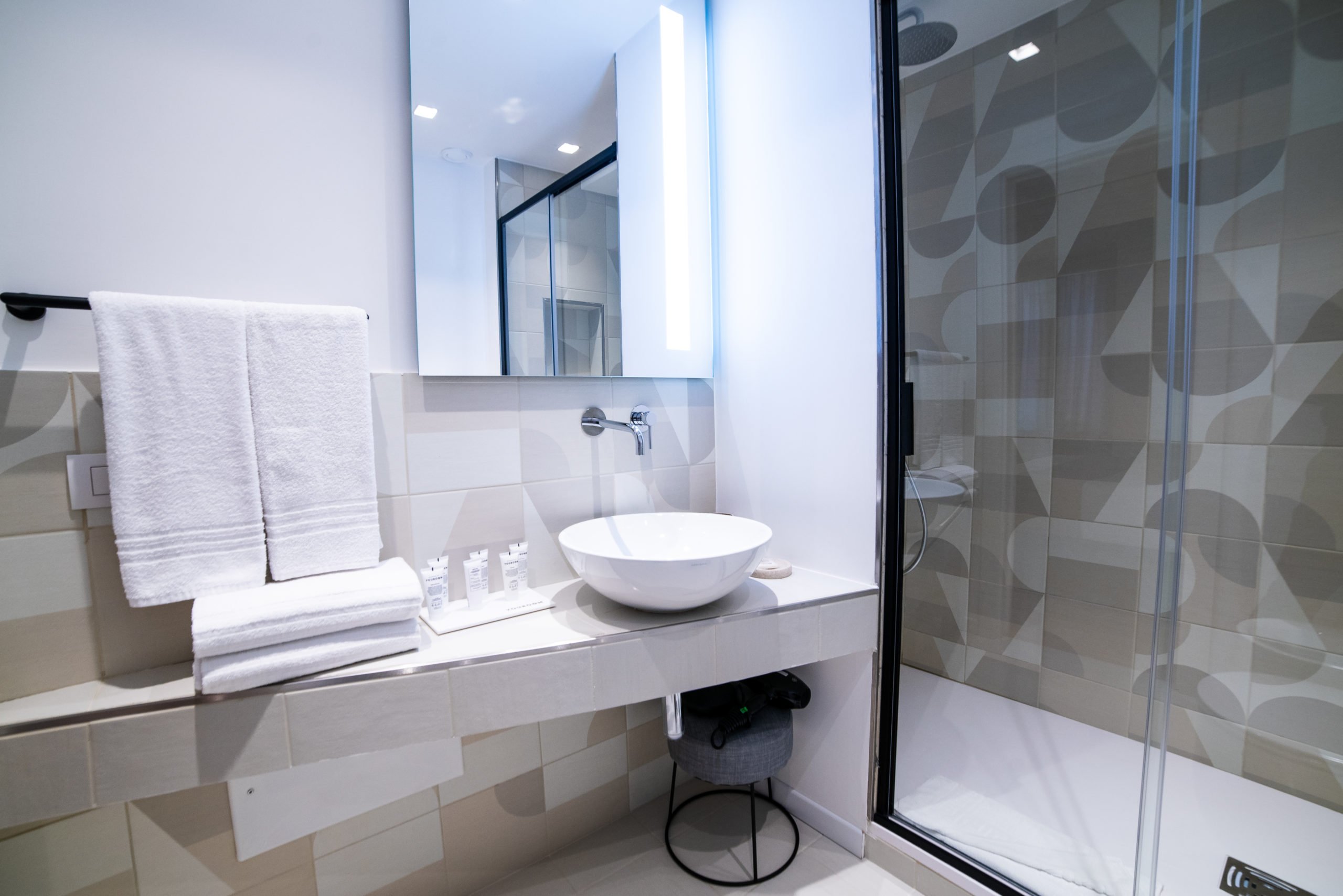 <b>Superior Double Room</b>