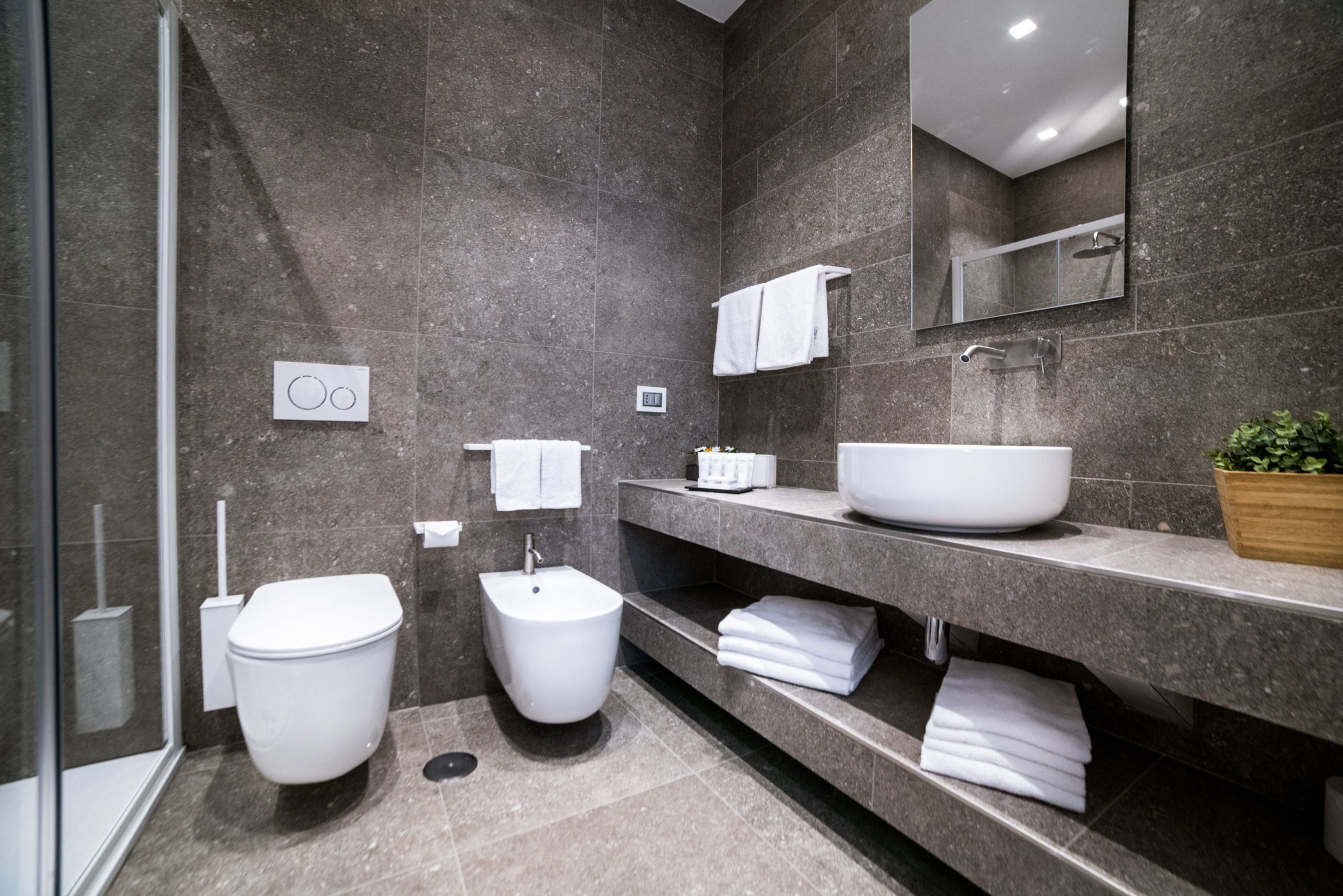 <b>Superior King Room</b>