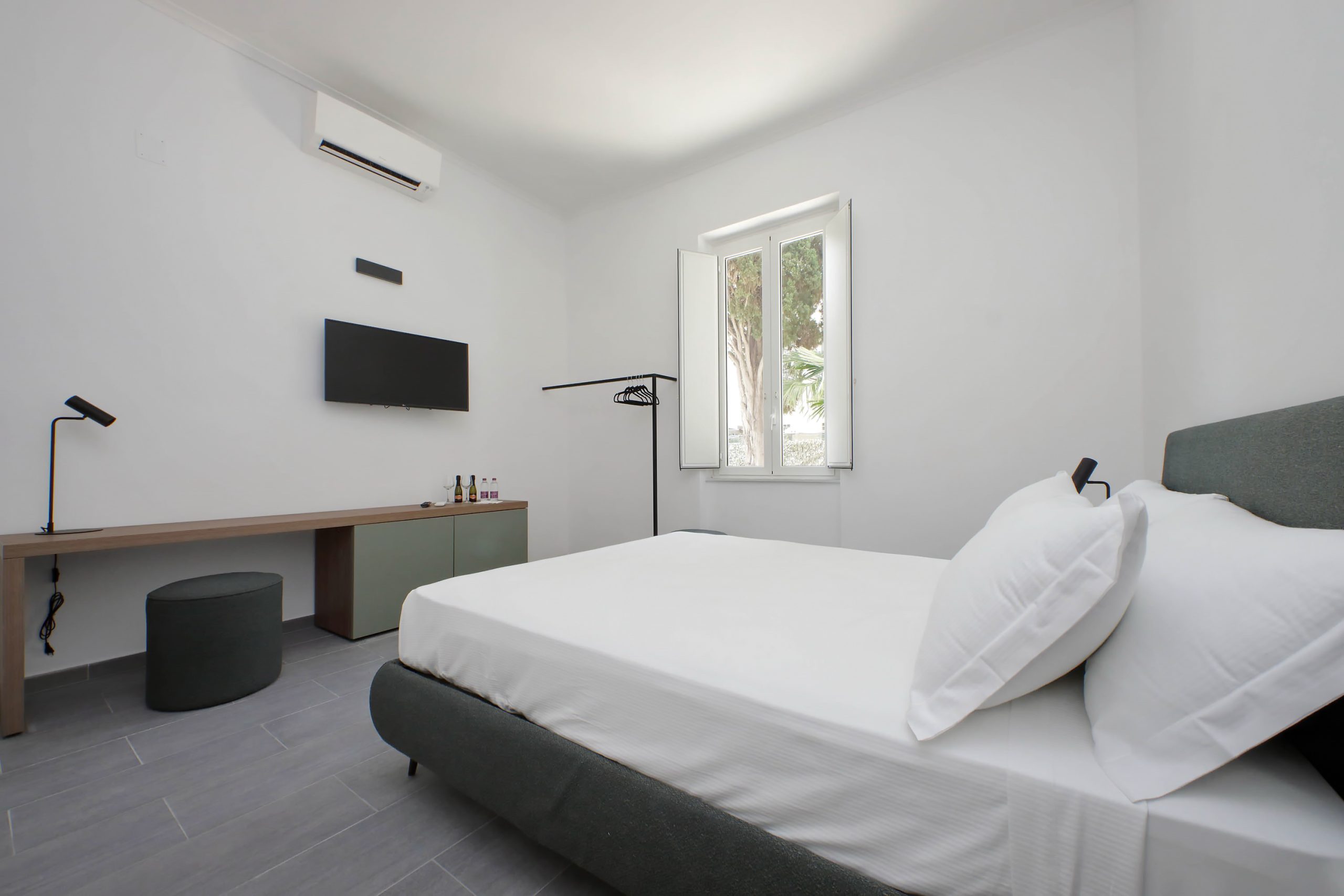 <b>SUPERIOR DOUBLE ROOM </b>