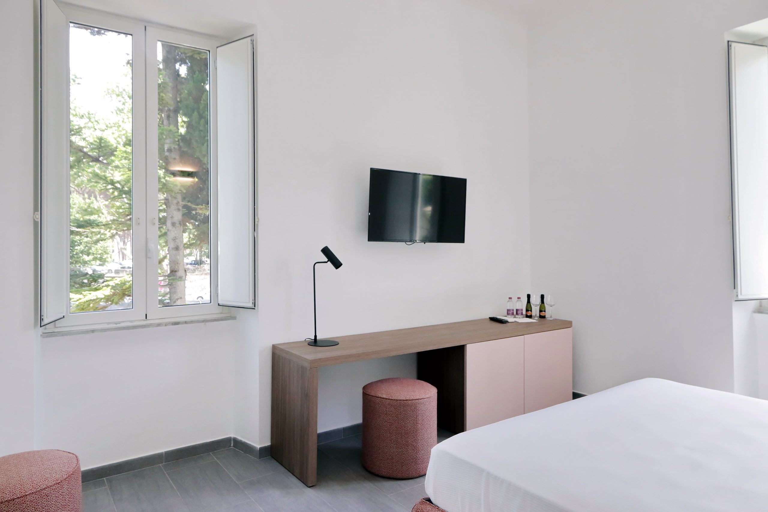 <b>SUPERIOR TRIPLE ROOM </b>