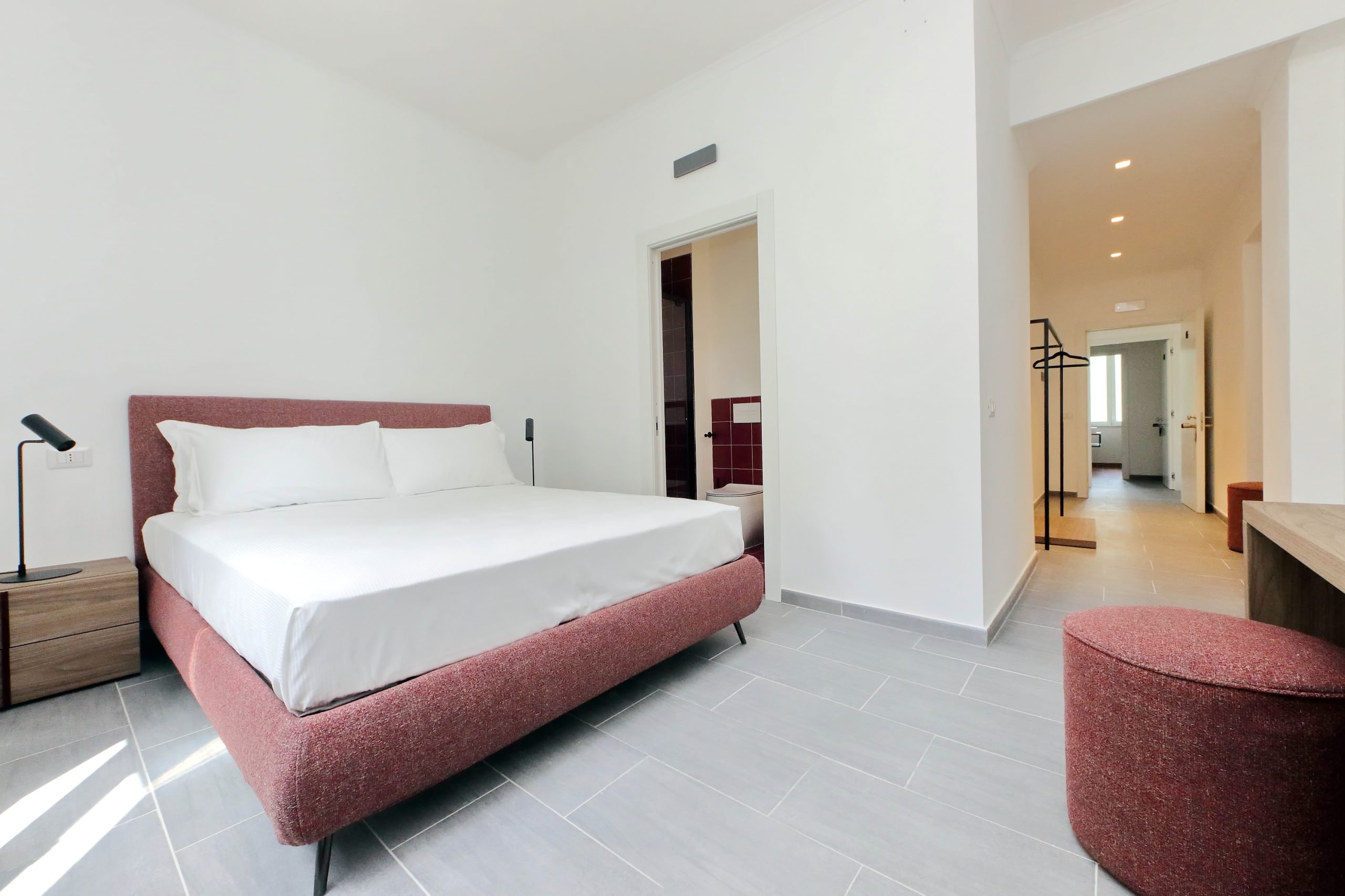 <b>DELUXE DOUBLE ROOM </b>